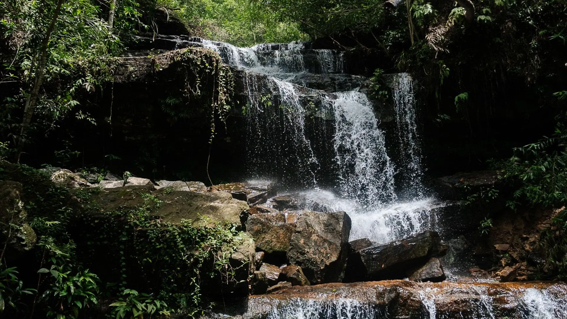 Wasserfall im Dschungel - Kambodscha